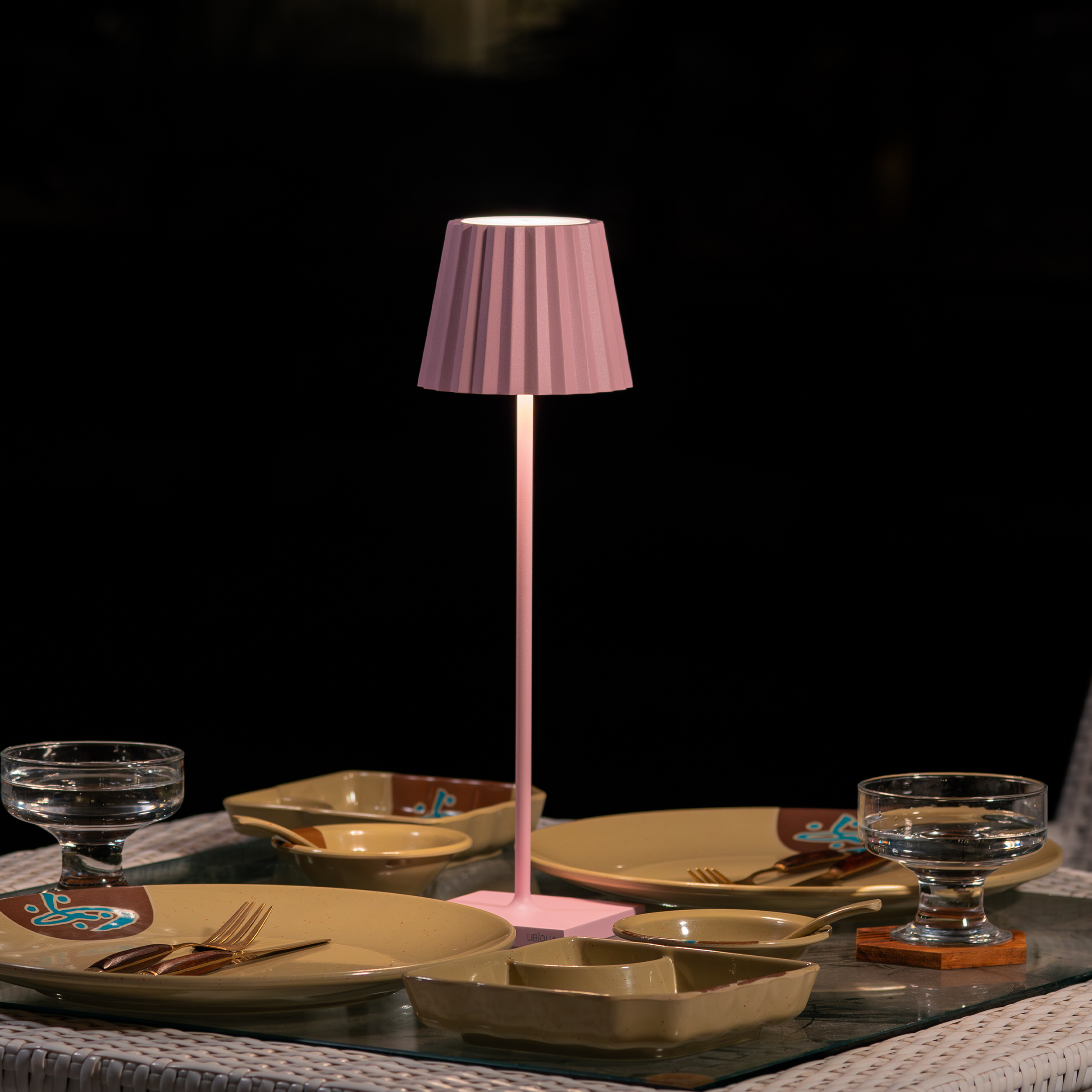 lamp-plisse-pink-image-3