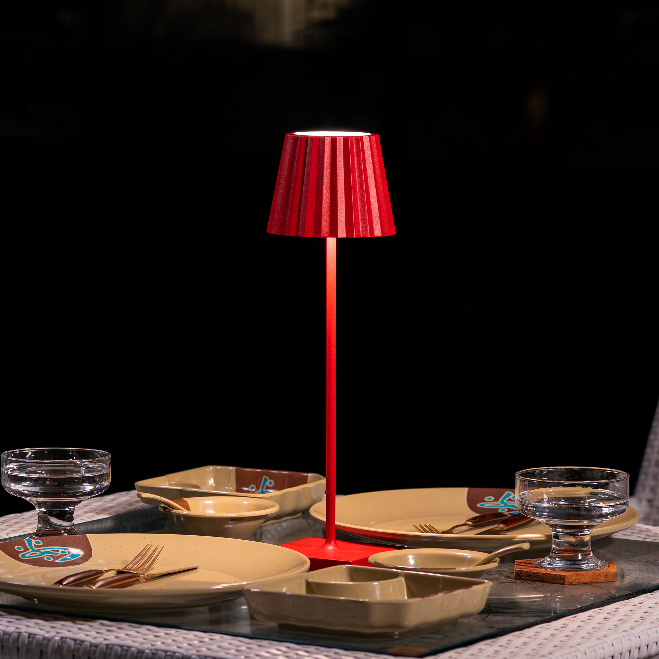 lamp-plisse-flame red-image-3